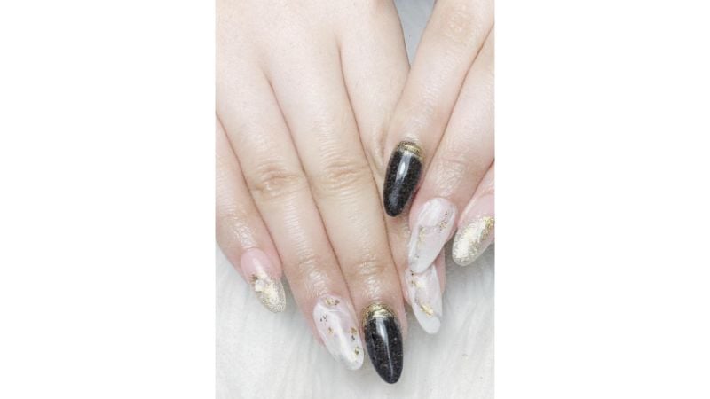 Unhas elegantes.