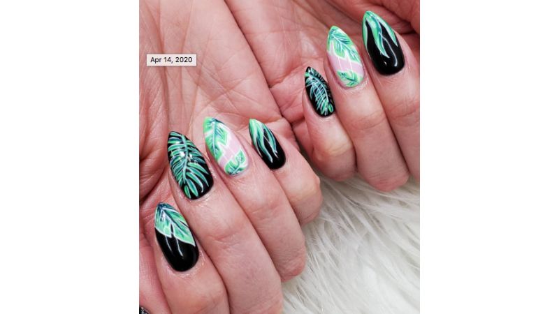 Unhas tropicais.