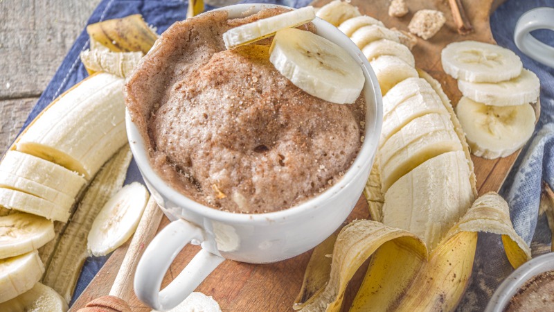 bolo de caneca de banana