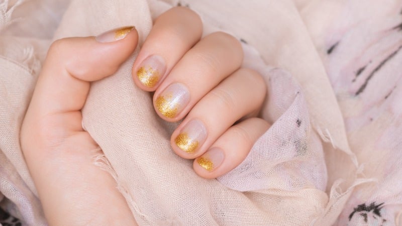 nude dourado