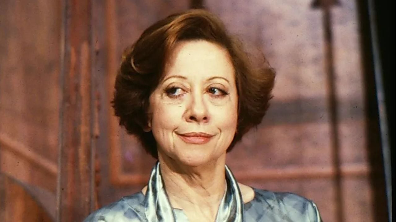 Fernanda Montenegro como Charlô, de Guerra dos Sexos.