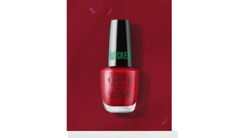 Esmalte vermelho.