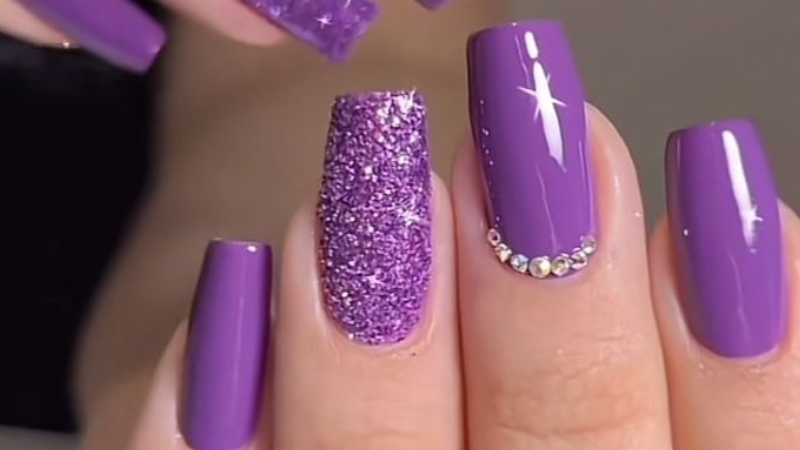 roxo com glitter