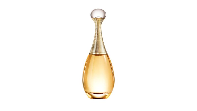 frasco dourado de perfume
