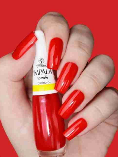 unhas vermelho tomate