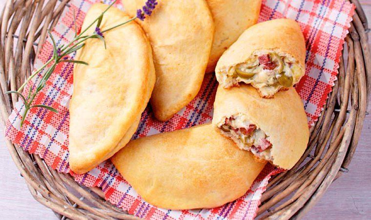 Receita de pastel de forno com ricota e salame