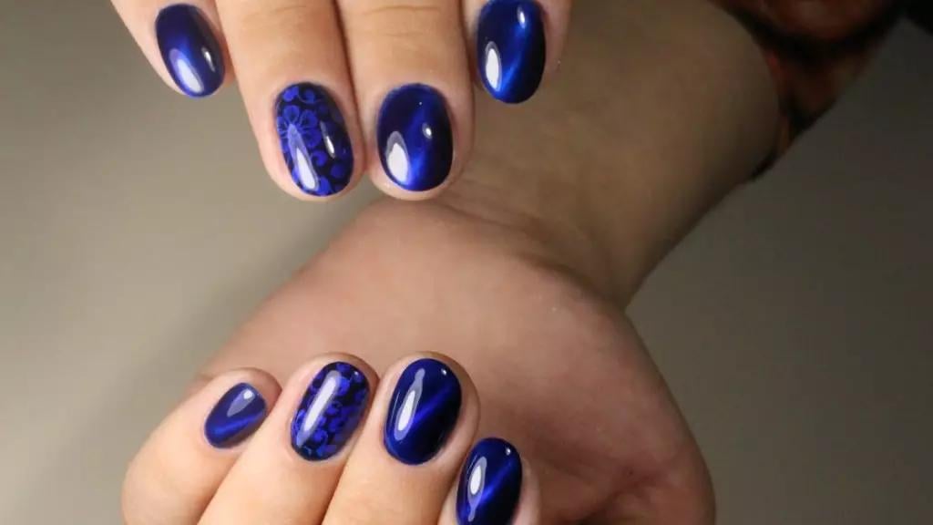 unhas decoradas azul