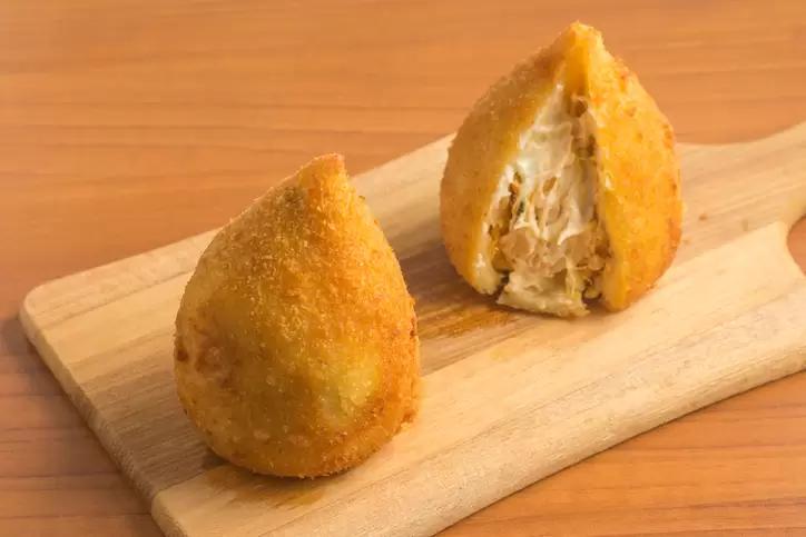 Coxinha com cream cheese