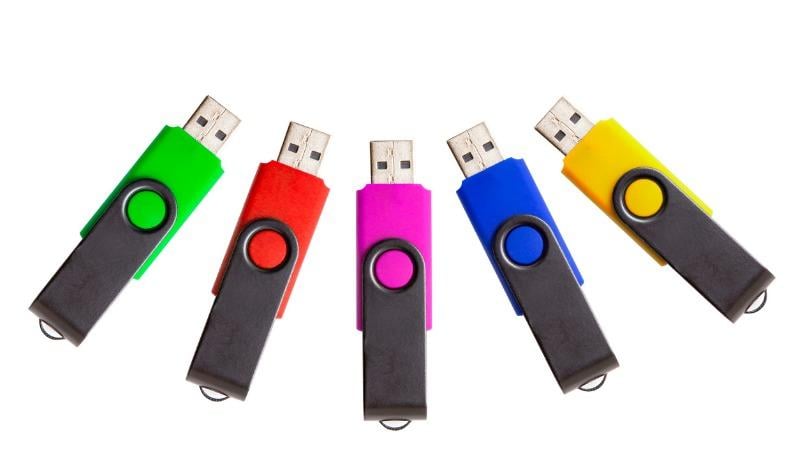 pen drives coloridos