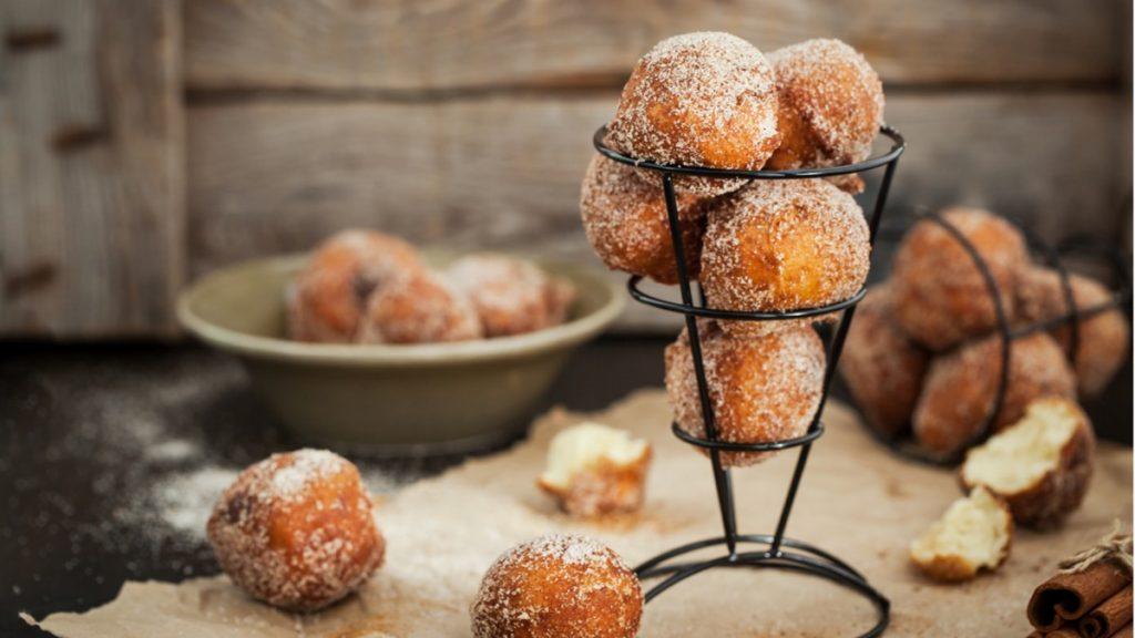 bolinho de chuva caseiro