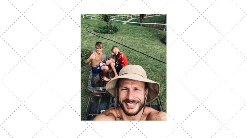 rodrigo hilbert com os filhos joão e francisco