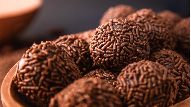 sobremesas geladas brigadeiro de sorvete